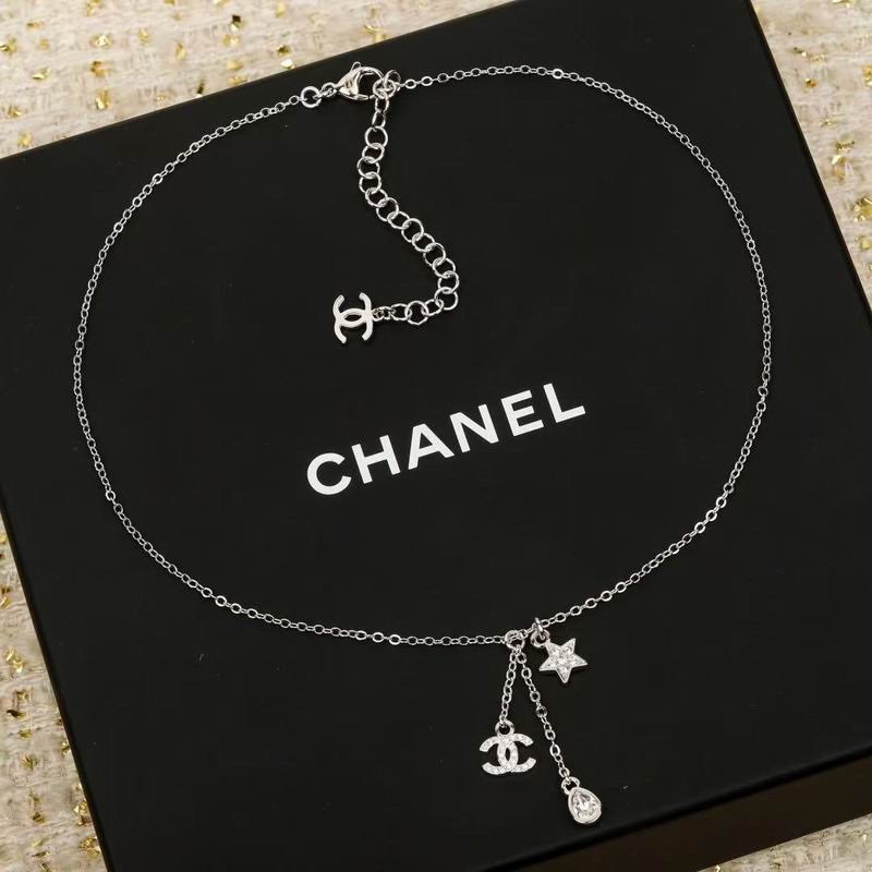 Chanel Necklace 06yxs111